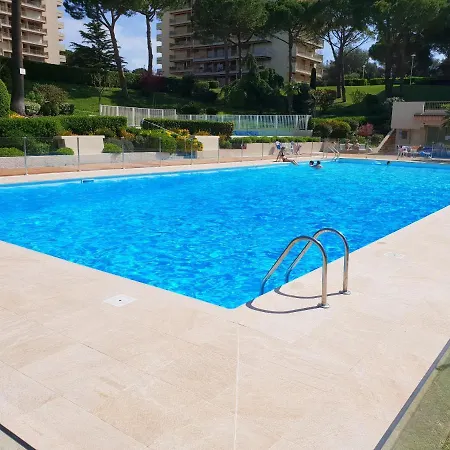 Appartement Studio Avec Piscine Partagee Et Wifi A A 3 Km De La Plage *