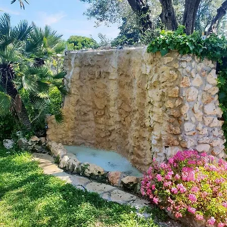 Appartement Studio Avec Piscine Partagee Et Wifi A A 3 Km De La Plage *