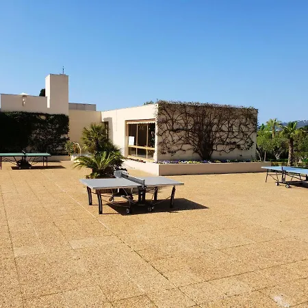 Studio Avec Piscine Partagee Et Wifi A A 3 Km De La Plage 아파트